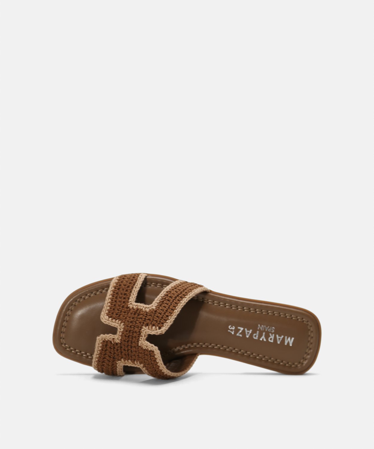 Sand&aacute;lia rasa bordada image number null